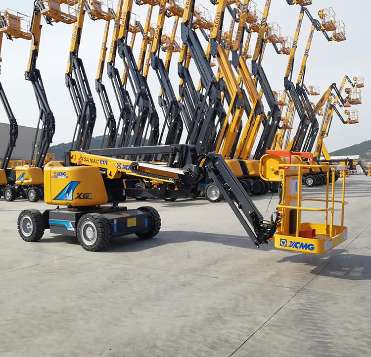 XCMG official 16m mobile electric articulated boom lift XGA16AC self-propelled aerial work platform